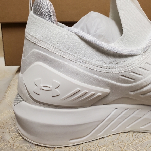 UA Project Rock 3 CNY Trainers - Picture 5 of 14